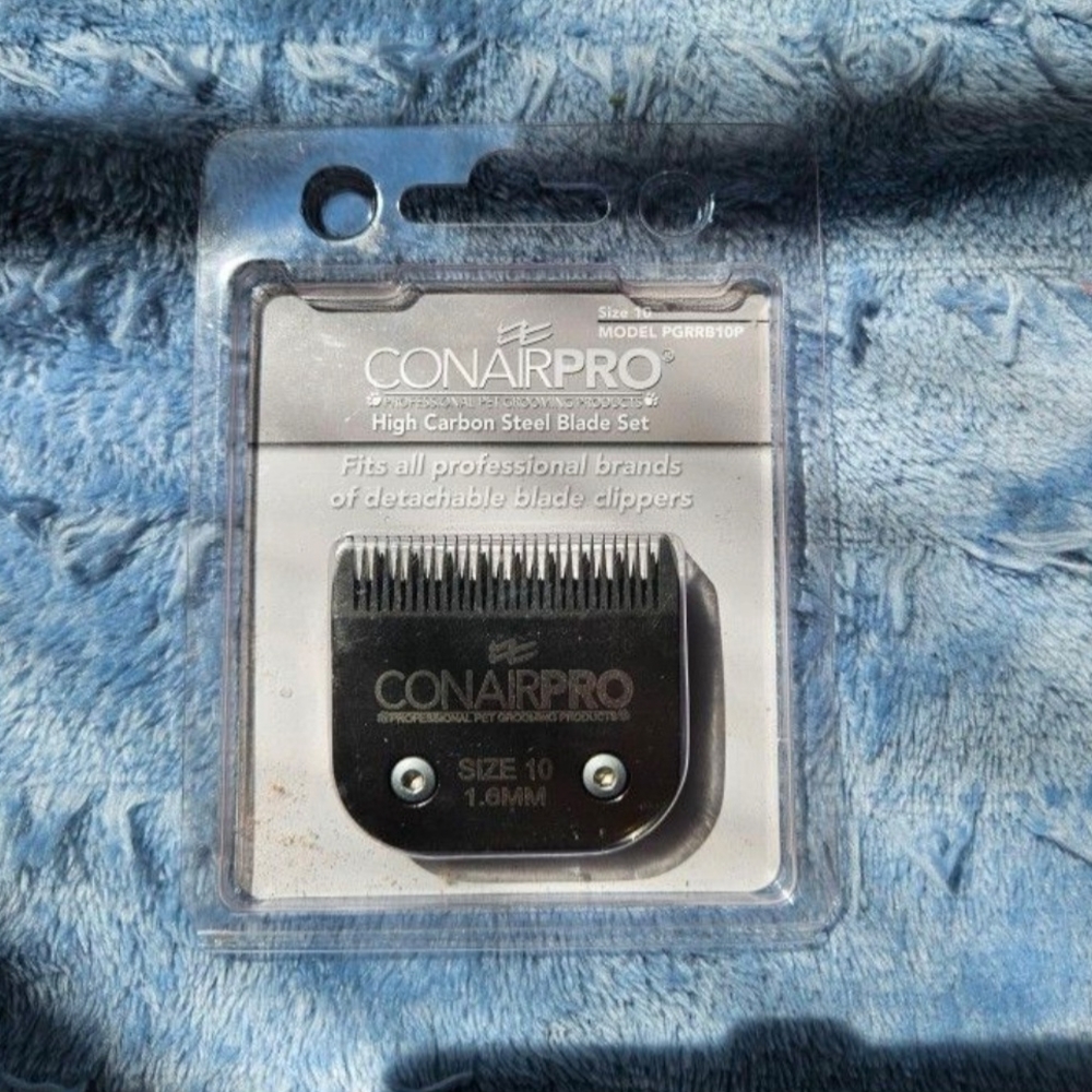 Conair High Carbon Steel Blade Size 10 1.6mm PHRRB10P
